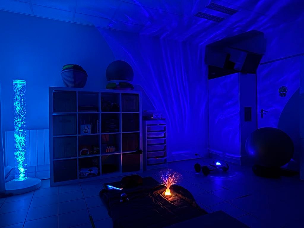 Ambiance lumineuse adaptée aux besoins sensoriels en psychomotricité